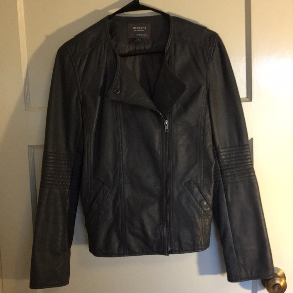 Leather jacket - Picture 3 of 5